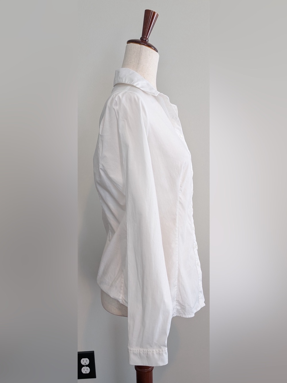 Anne Fontaine Women’s Netty Classic Long Sleeve Button Down Blouse White Size 42 - Picture 3 of 12